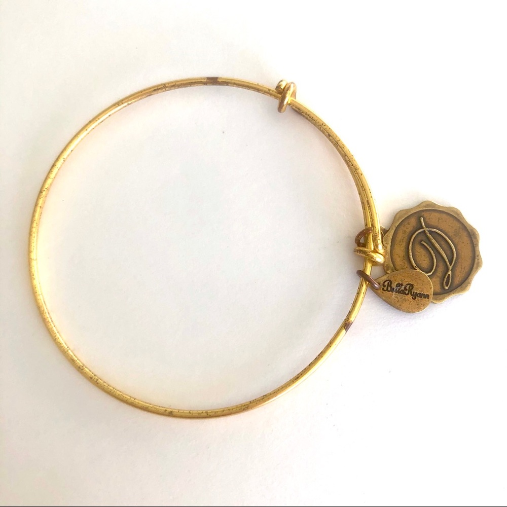 Patricia Ryann Gold Tone D Initial Charm Bracelet